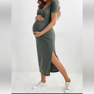 Green Ribbed Knit Midi Dress